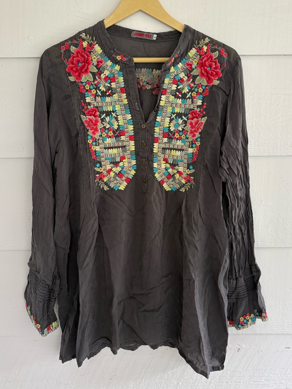 Johnny Was Gray Embroidered Floral Tunic Blouse Size Large Boho Peasant Top
